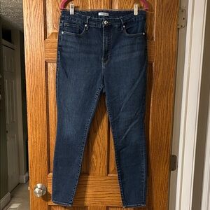 Good American Good Legs Skinny Jeans